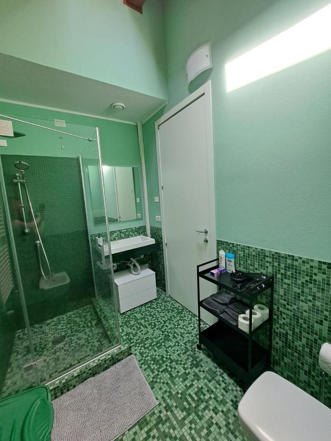 Lux Apartment 2 Milano Metro M2 Luaran gambar